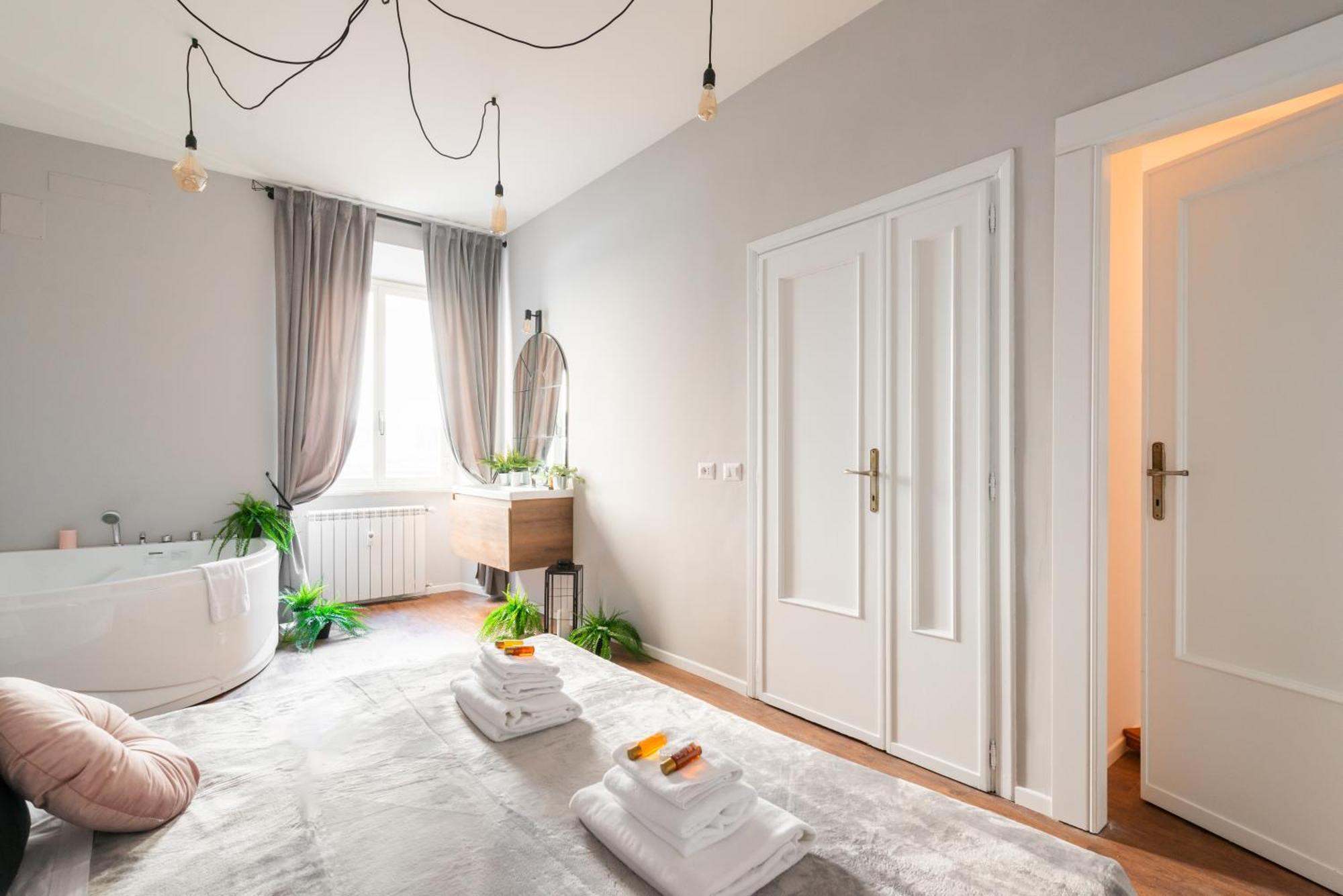 Jacuzzi Termini Apartment Ρώμη Εξωτερικό φωτογραφία
